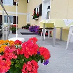 Haus Amalia Bed & Breakfast Strobl