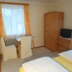 Haus Amalia 3* Strobl