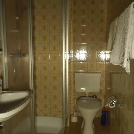 Haus Amalia Oda ve Kahvaltı