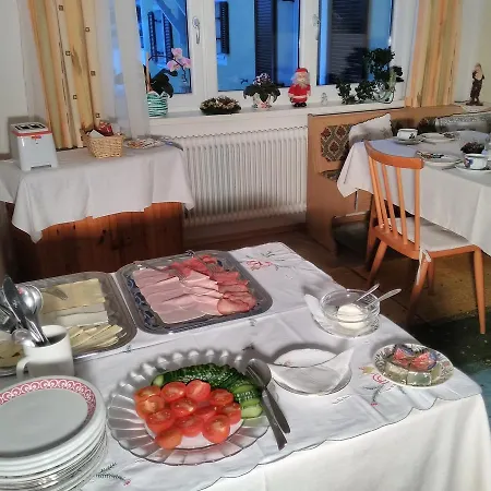 Bed & Breakfast Haus Amalia Strobl