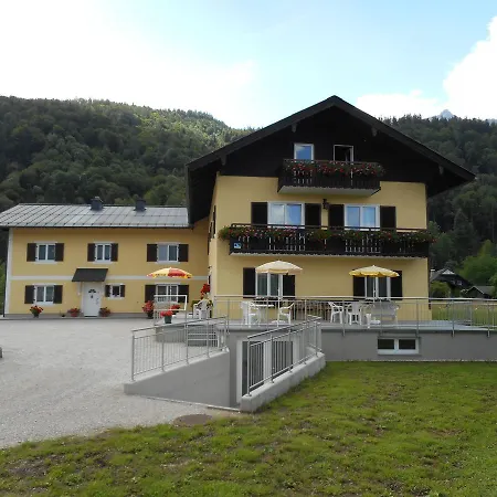 Haus Amalia Oda ve Kahvaltı
