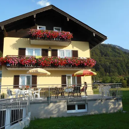 Oda ve Kahvaltı Haus Amalia 3*