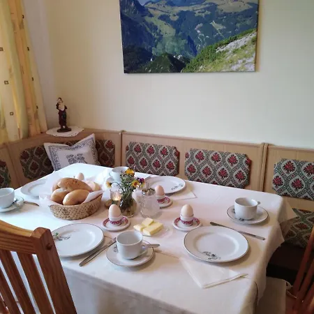 Haus Amalia 3* Strobl
