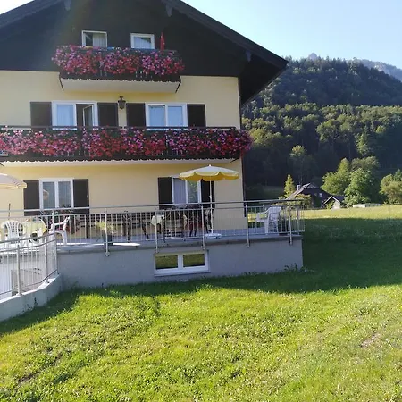 Oda ve Kahvaltı Haus Amalia 3*