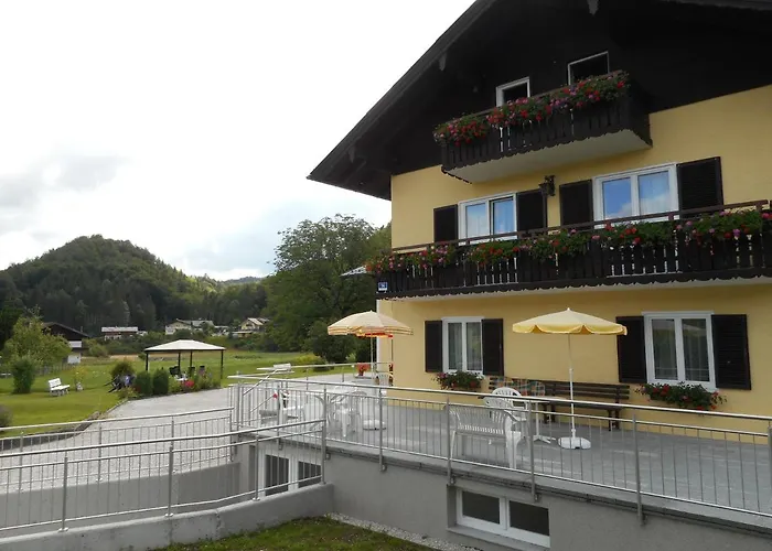 Frühstückspension Haus Amalia Strobl