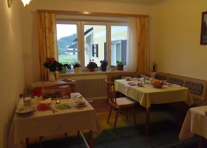 Haus Amalia 3* Strobl